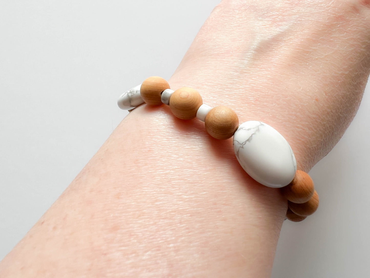 Cedar wood & White Marbled stone bead stretch bracelet